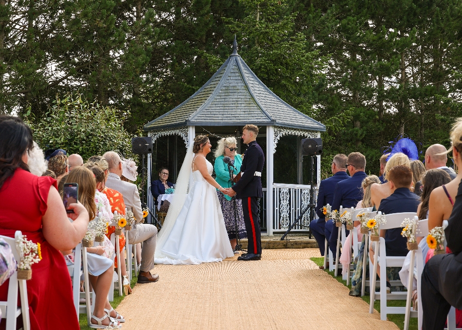 Gallery image 3: hungarian-hall-estate