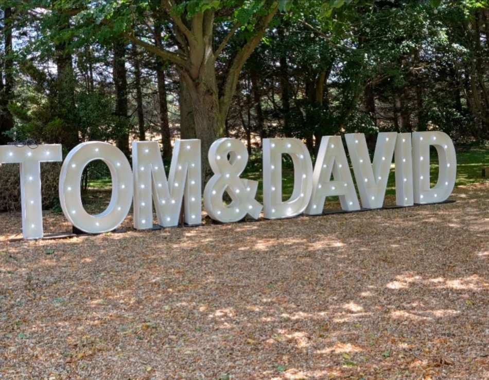 Gallery image 8: belles-and-beaus