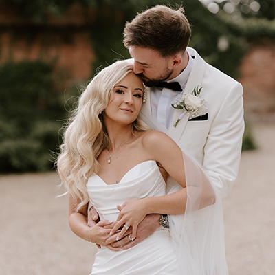 Real Weddings: Cowboy hats & champagne dreams
