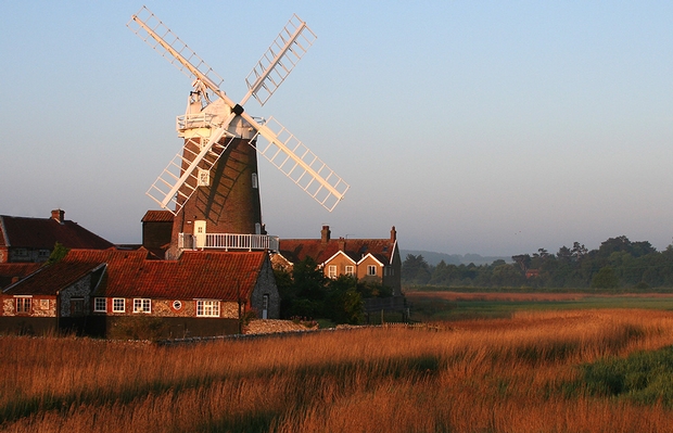New attraction for newlyweds-to-be at Norfolk windmill: Image 1
