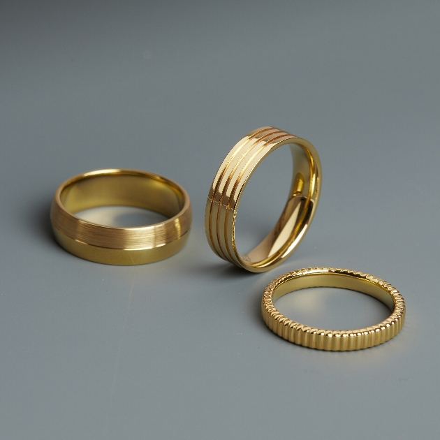 Three gold wedding rings