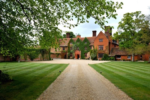 Image 3 from Woodhall Manor